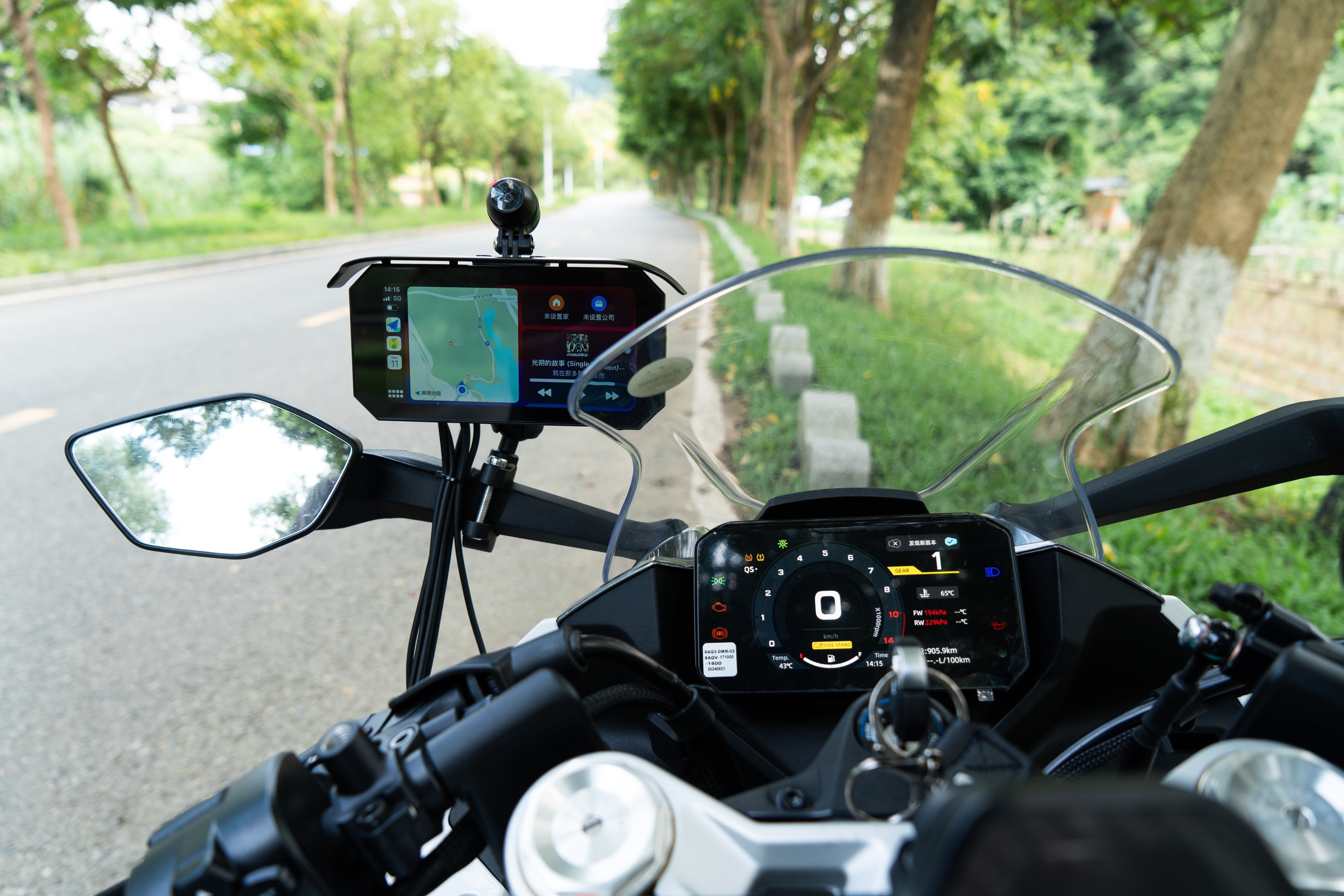 Best Motorcycle Dash Cam: RoadPupil R9 vs Basic Models (2026 Comparison Guide)
