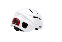The waterproof helmet camera for motorcycle can work normally in various complex weather conditions, smart helmet with camera