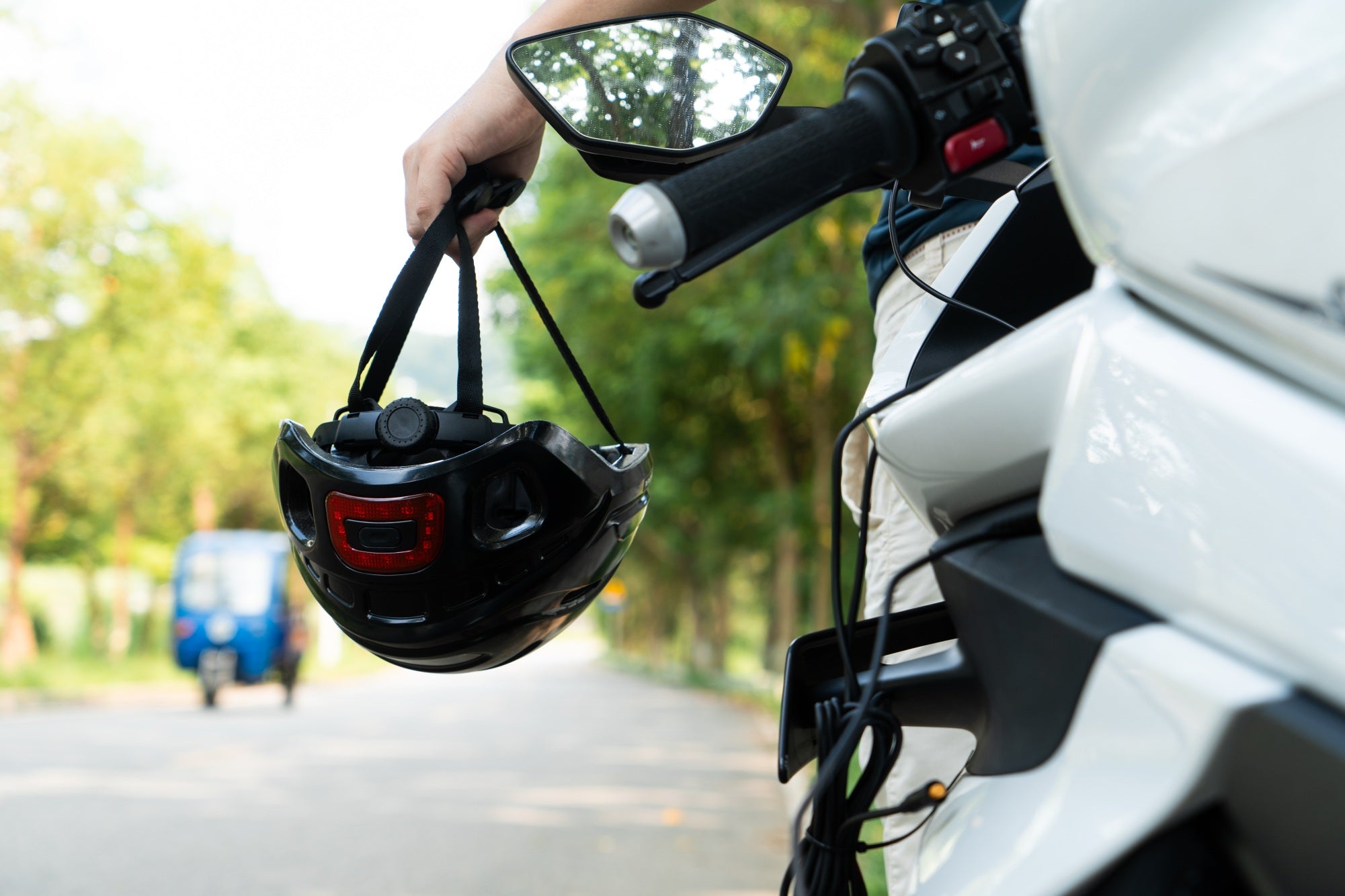 The matching helmet and camera combination, brings you a more convenient and safe riding recording experience